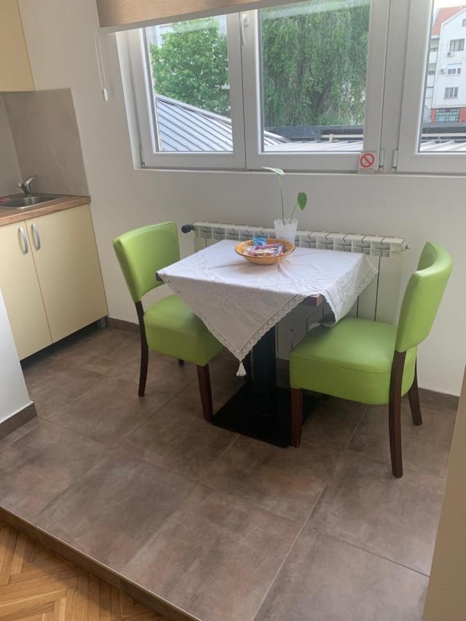 Apartman Fuerte 2 베오그라드 외부 사진
