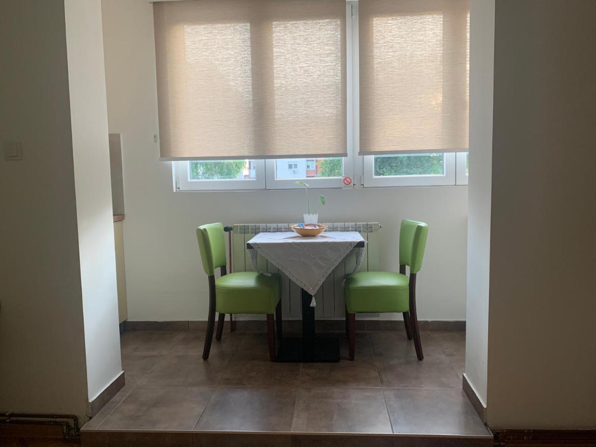 Apartman Fuerte 2 베오그라드 외부 사진
